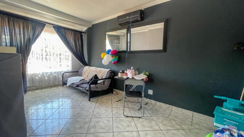 4 Bedroom Property for Sale in Erasmia Gauteng