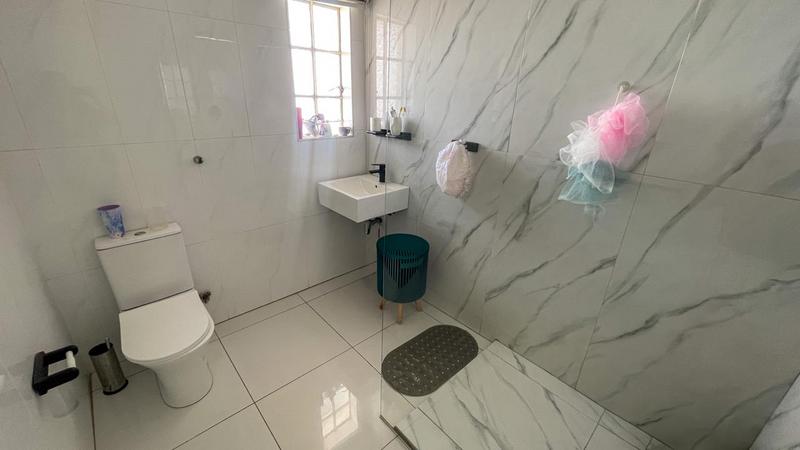 4 Bedroom Property for Sale in Erasmia Gauteng