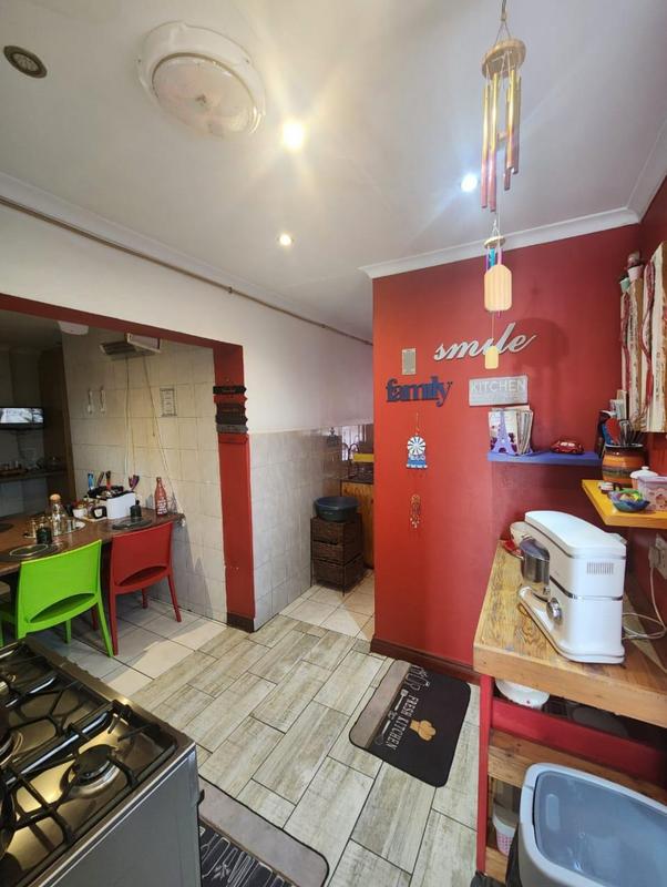 5 Bedroom Property for Sale in Erasmia Gauteng