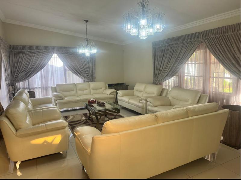 5 Bedroom Property for Sale in Claudius Gauteng