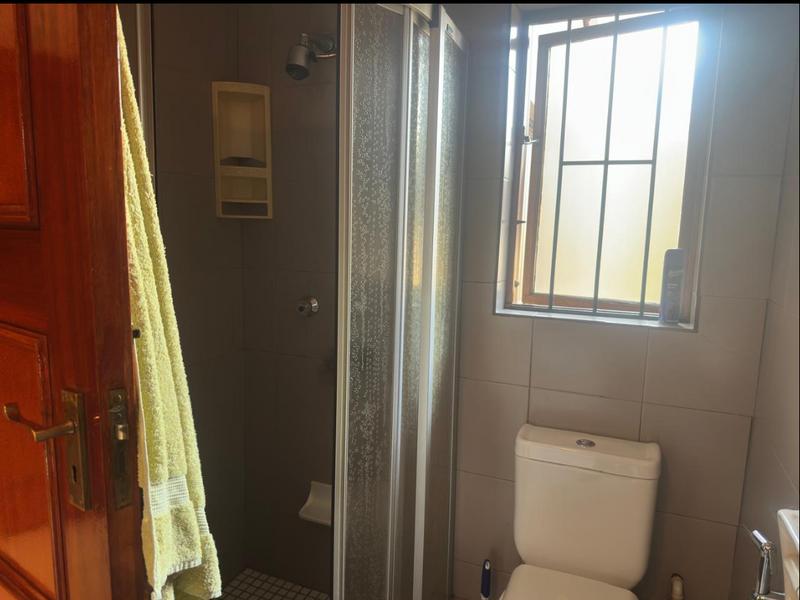 5 Bedroom Property for Sale in Claudius Gauteng
