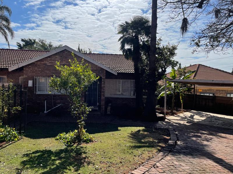 To Let 3 Bedroom Property for Rent in Elardus Park Gauteng