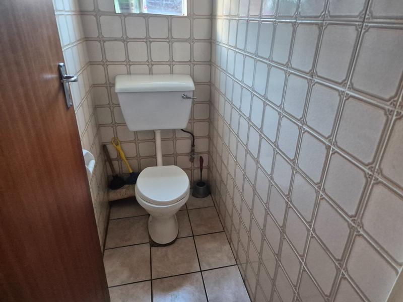 2 Bedroom Property for Sale in Pretoria North Gauteng