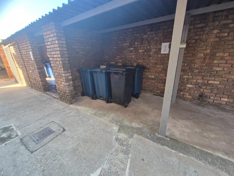 2 Bedroom Property for Sale in Pretoria North Gauteng