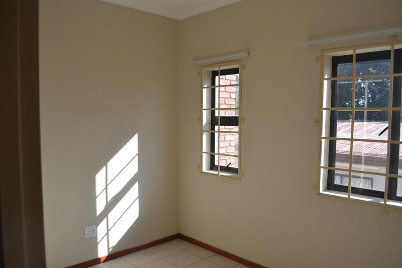 2 Bedroom Property for Sale in Pretoria North Gauteng