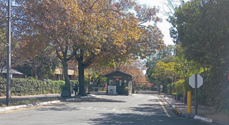 2 Bedroom Property for Sale in Benmore Gardens Gauteng