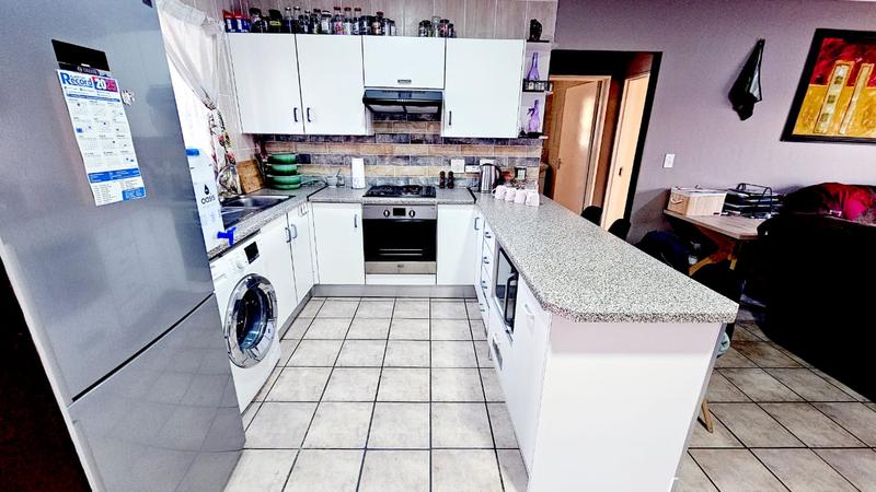 2 Bedroom Property for Sale in New Redruth Gauteng