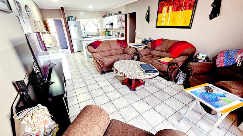 2 Bedroom Property for Sale in New Redruth Gauteng
