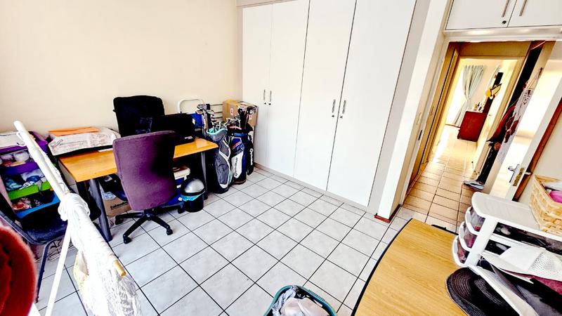 2 Bedroom Property for Sale in New Redruth Gauteng