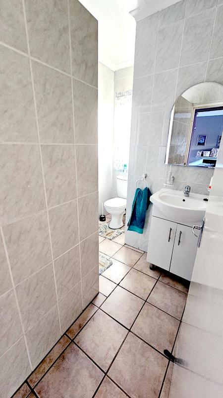 2 Bedroom Property for Sale in New Redruth Gauteng