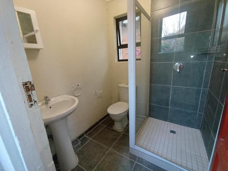 To Let 1 Bedroom Property for Rent in Lombardy East Gauteng