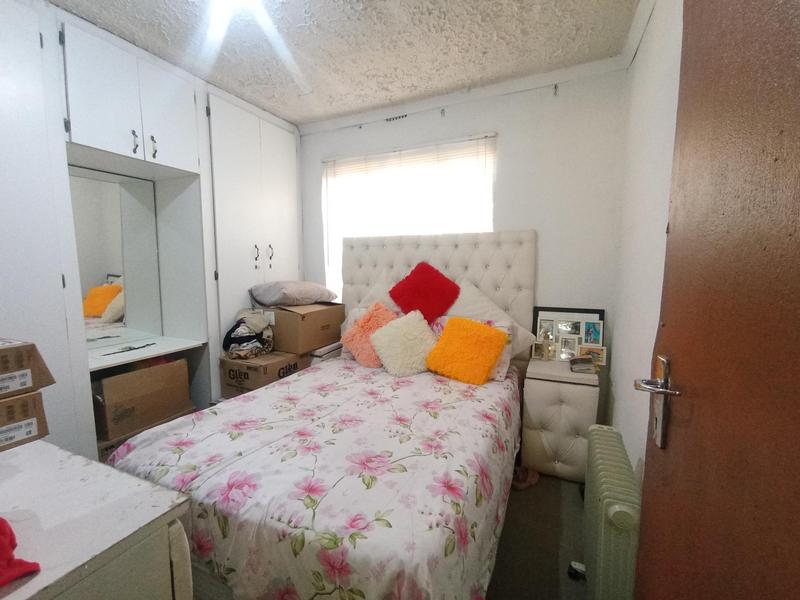To Let 2 Bedroom Property for Rent in Phiri Gauteng