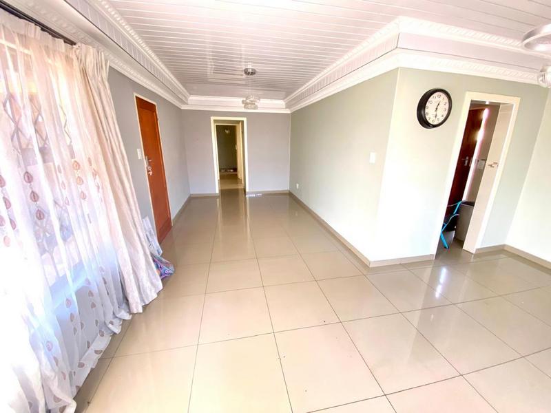 To Let 2 Bedroom Property for Rent in Protea North Gauteng