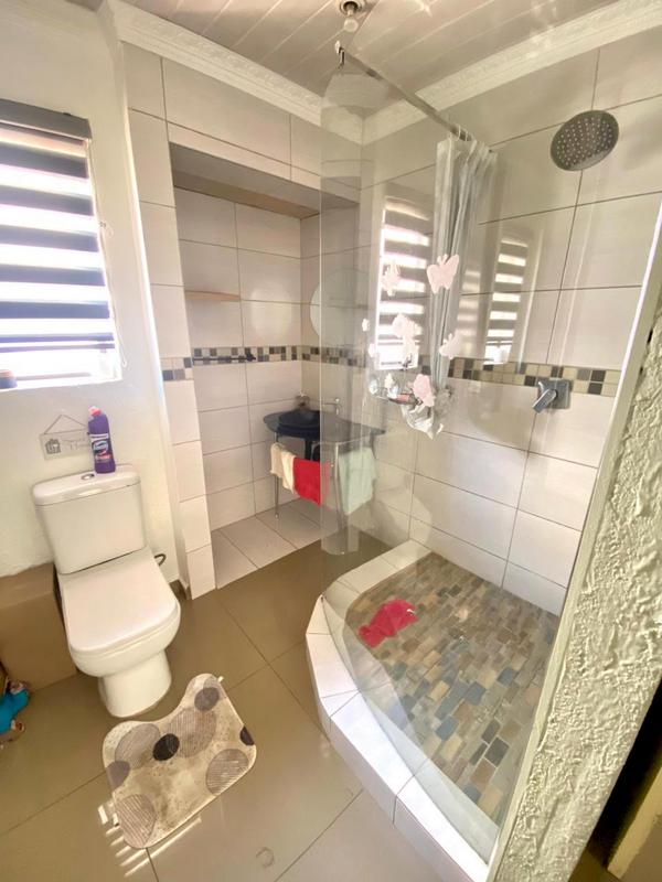 To Let 2 Bedroom Property for Rent in Protea North Gauteng