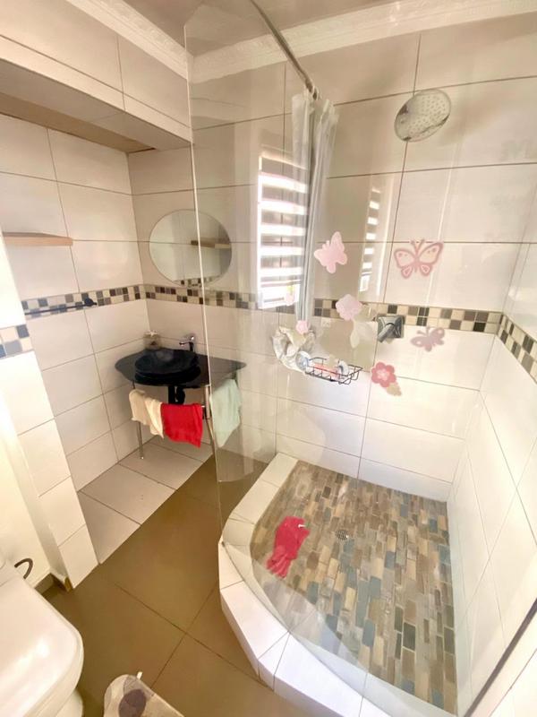 To Let 2 Bedroom Property for Rent in Protea North Gauteng