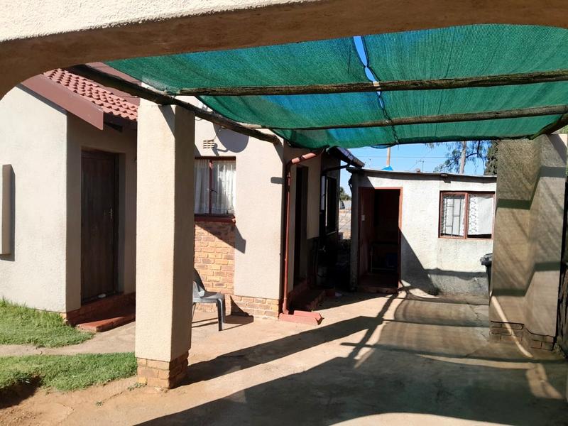 3 Bedroom Property for Sale in Munsieville Gauteng
