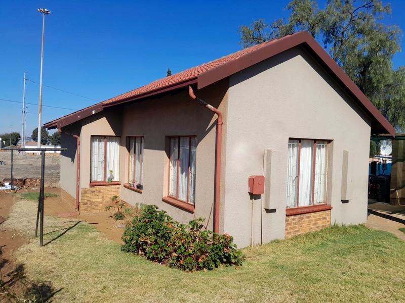 3 Bedroom Property for Sale in Munsieville Gauteng
