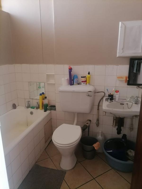 To Let 1 Bedroom Property for Rent in Sunnyside Gauteng