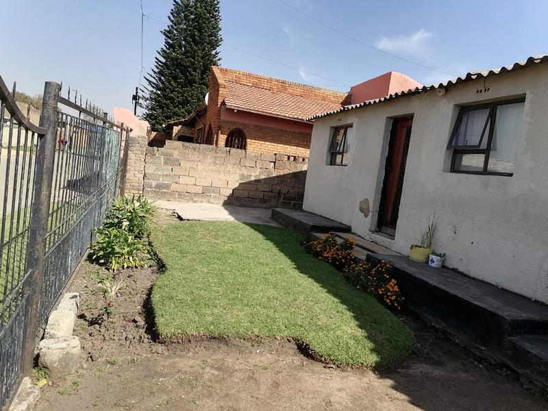 2 Bedroom Property for Sale in Jabulani Gauteng