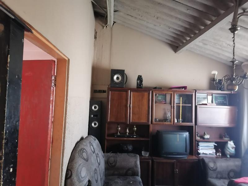2 Bedroom Property for Sale in Jabulani Gauteng