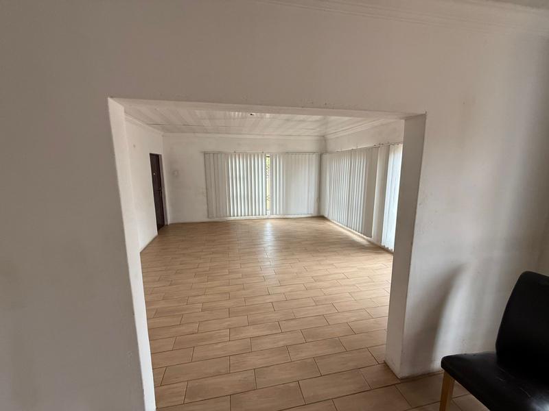 6 Bedroom Property for Sale in Soshanguve Gauteng