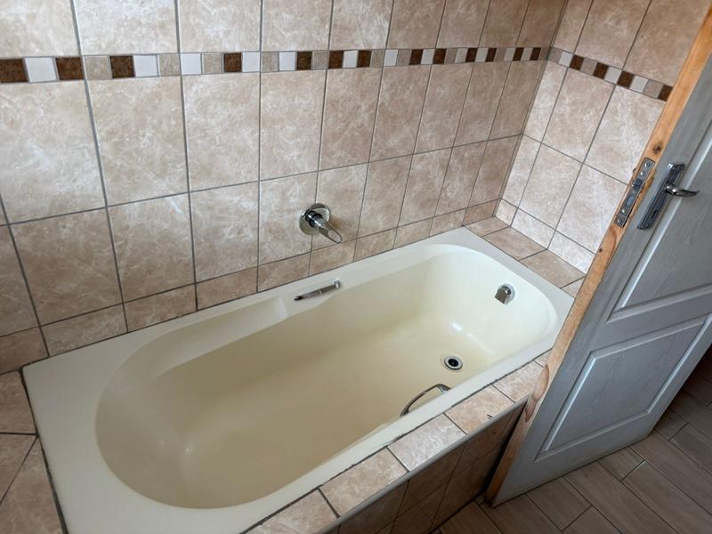 6 Bedroom Property for Sale in Soshanguve Gauteng