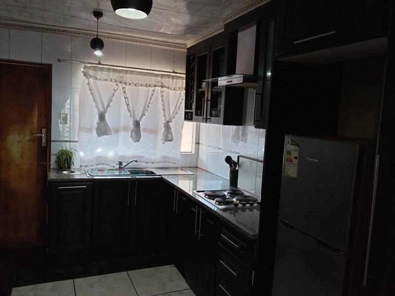 3 Bedroom Property for Sale in Cloverdene Gauteng