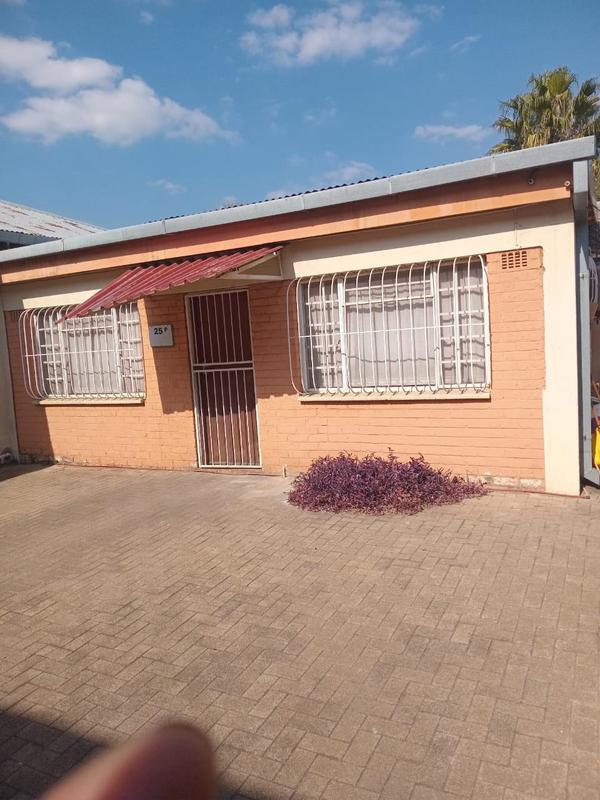 To Let commercial Property for Rent in Benoni Central Gauteng