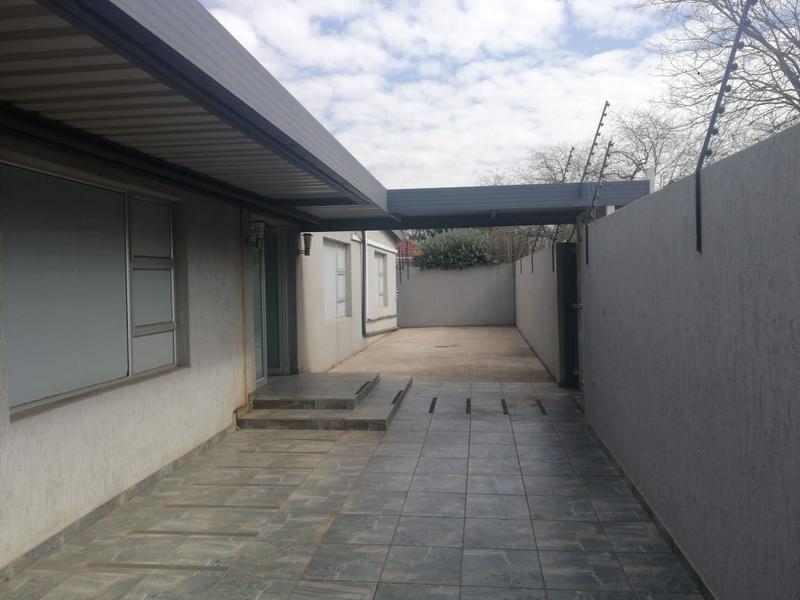 To Let commercial Property for Rent in Northmead Gauteng