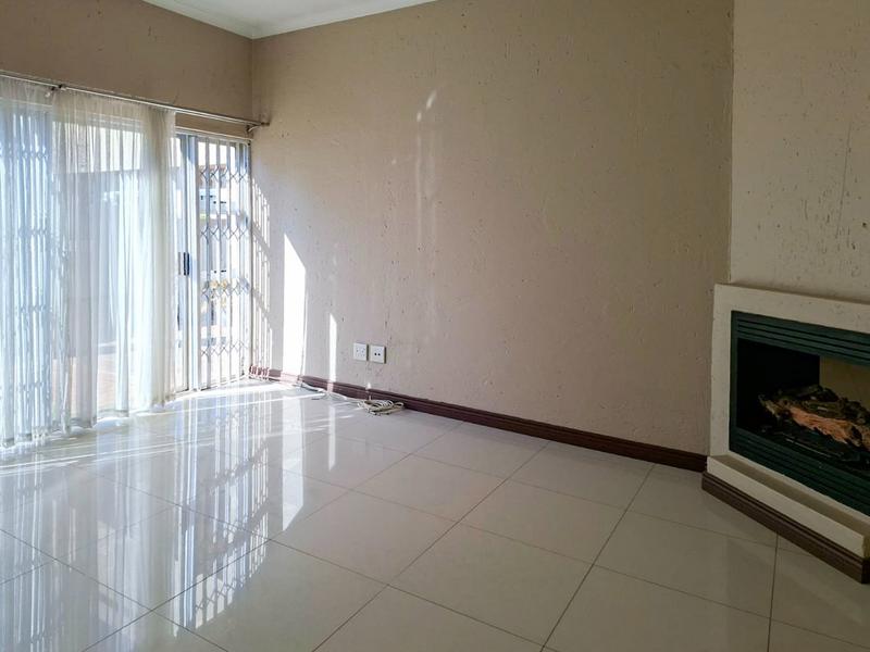 To Let 3 Bedroom Property for Rent in Midstream Estate Gauteng