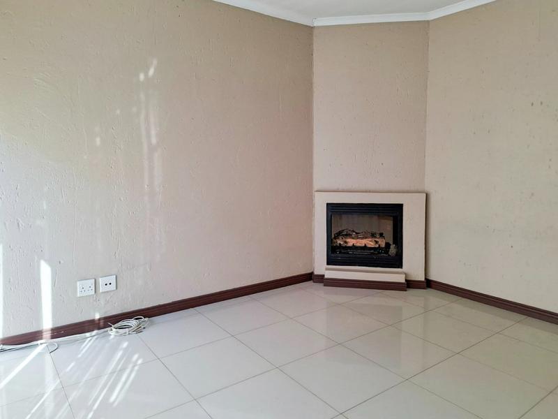 To Let 3 Bedroom Property for Rent in Midstream Estate Gauteng