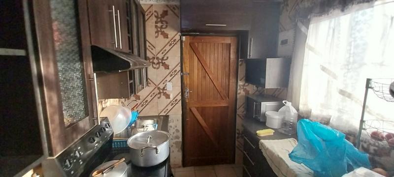 2 Bedroom Property for Sale in Clayville Gauteng
