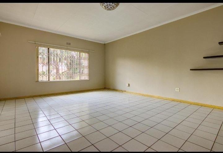 5 Bedroom Property for Sale in Norkem Park Gauteng