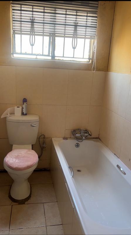 2 Bedroom Property for Sale in Vosloorus Gauteng