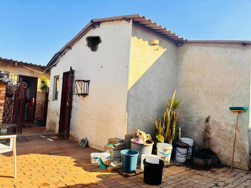2 Bedroom Property for Sale in Cosmo City Gauteng