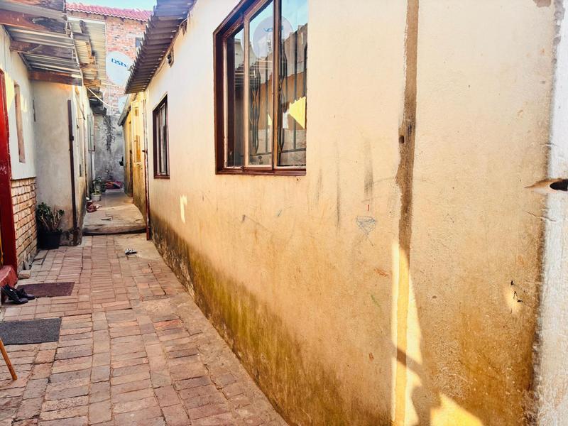 2 Bedroom Property for Sale in Cosmo City Gauteng