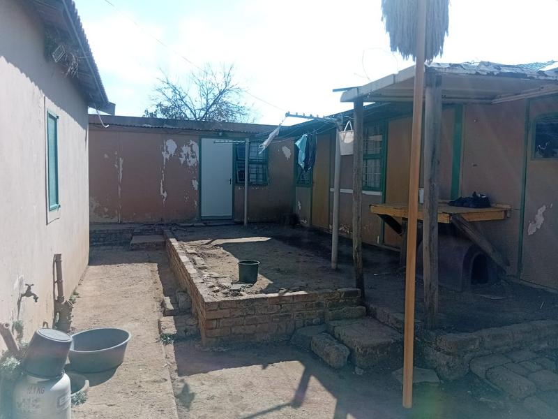 7 Bedroom Property for Sale in Villa Liza Gauteng