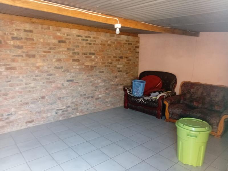 7 Bedroom Property for Sale in Villa Liza Gauteng