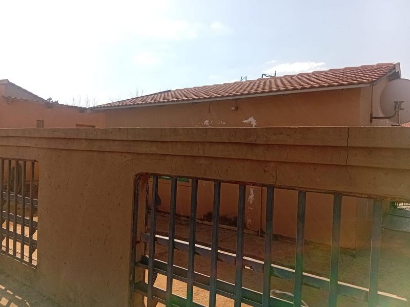 7 Bedroom Property for Sale in Villa Liza Gauteng