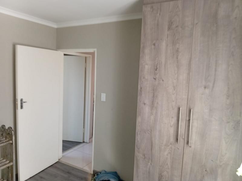 2 Bedroom Property for Sale in Windmill Park Gauteng