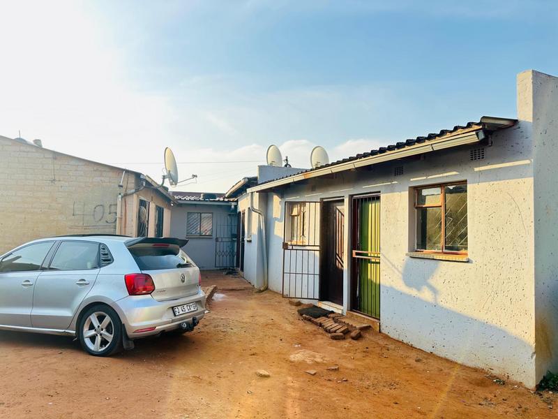 7 Bedroom Property for Sale in Phumula Gauteng