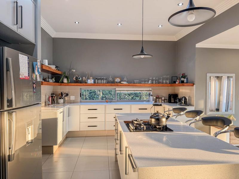 4 Bedroom Property for Sale in Midstream Ridge Gauteng