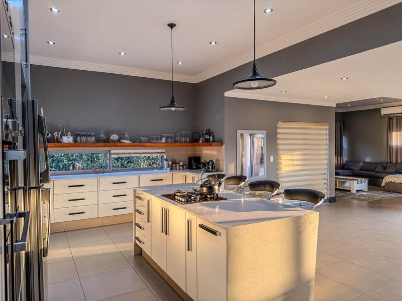 4 Bedroom Property for Sale in Midstream Ridge Gauteng