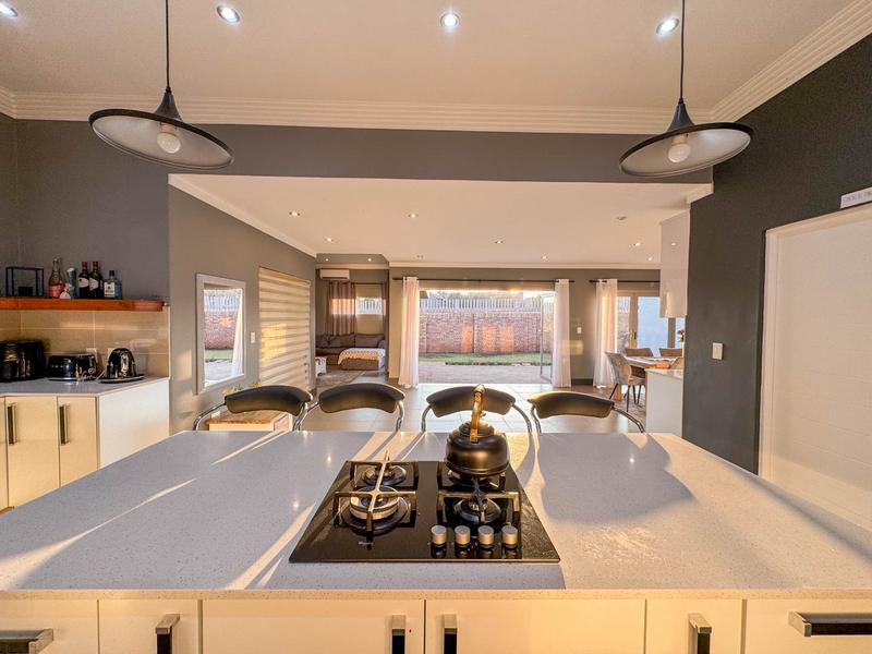 4 Bedroom Property for Sale in Midstream Ridge Gauteng