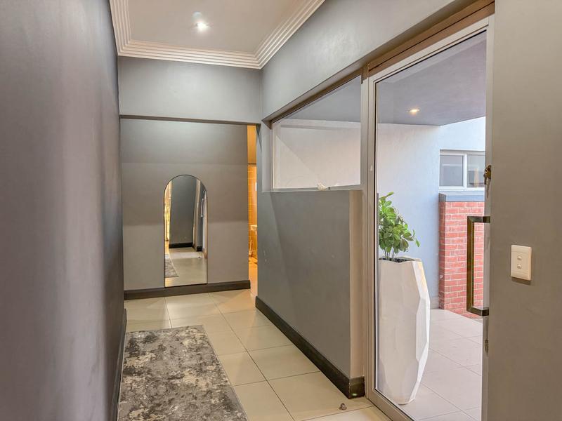 4 Bedroom Property for Sale in Midstream Ridge Gauteng