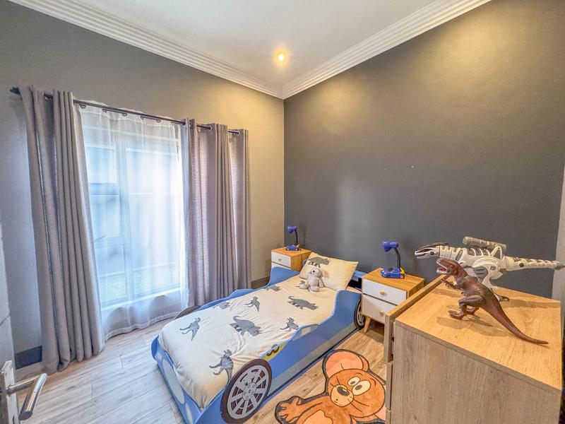 4 Bedroom Property for Sale in Midstream Ridge Gauteng