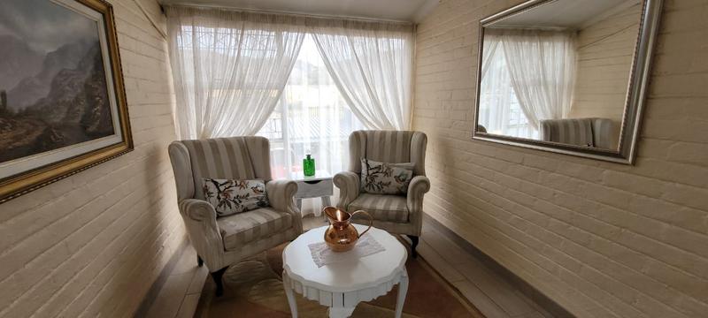 2 Bedroom Property for Sale in Alberante Gauteng