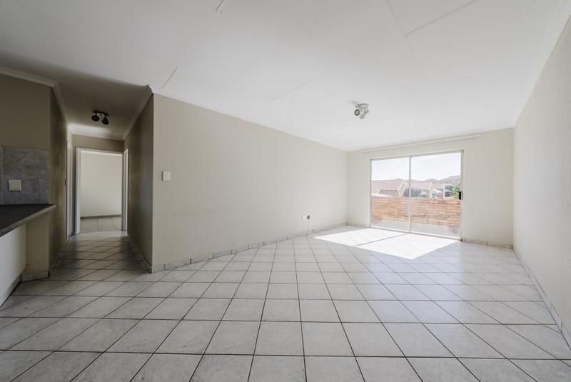 2 Bedroom Property for Sale in Liefde en Vrede Gauteng