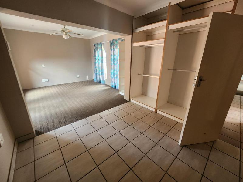 To Let 8 Bedroom Property for Rent in The Reeds Gauteng