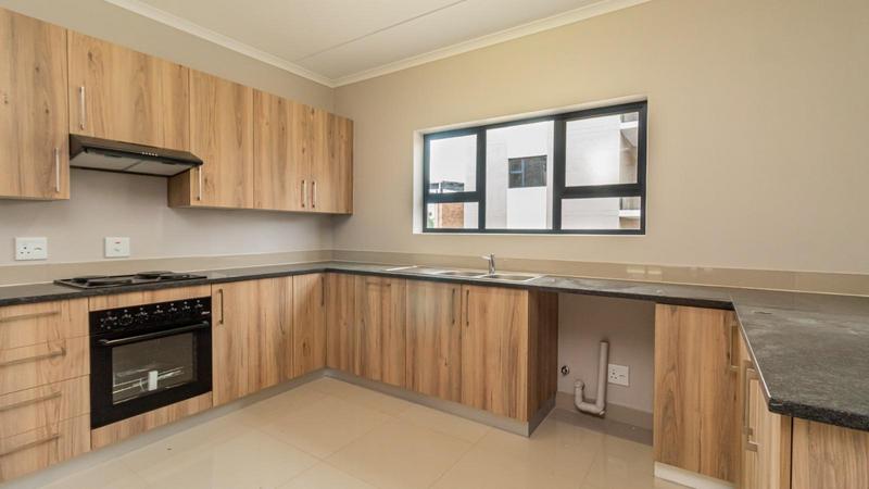 To Let 2 Bedroom Property for Rent in Erasmia Gauteng